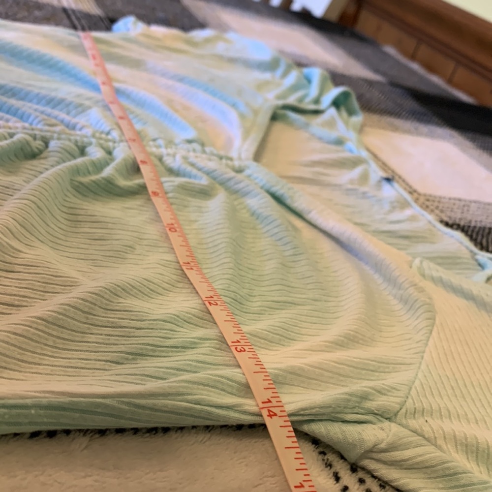Tie Dye Ruched Top - Picture 4 of 5